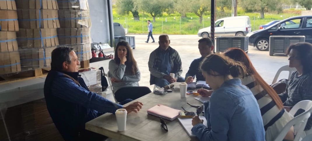 Das Team Über uns - verschafft einen Einblick in die Geschichte Sternas bishin zur Gründung der heutigen Agragenossenschaft Sternas - Messinias.
