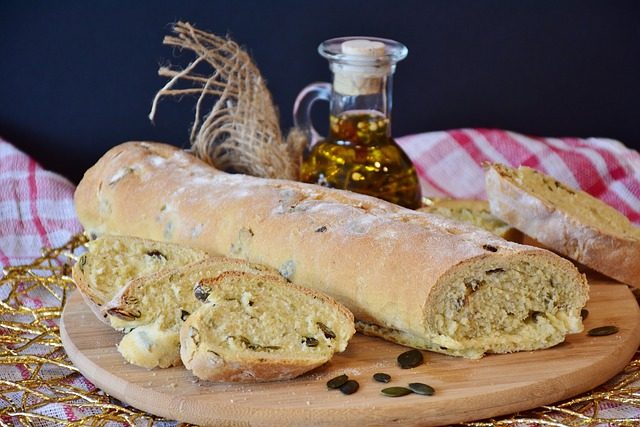 Backen mit Nativen Olivenöl extra Backen mit Nativen Olivenöl extra