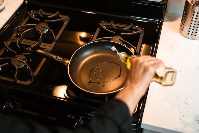 Olivenöl zum Braten, Kann man Oregano kochen?