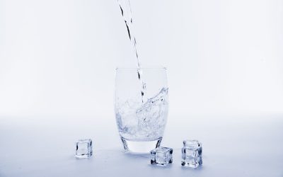 Wie kühle ich Ouzo?
